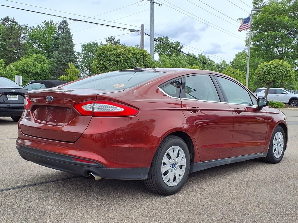 Used 2014 Ford Fusion S FWD image 4