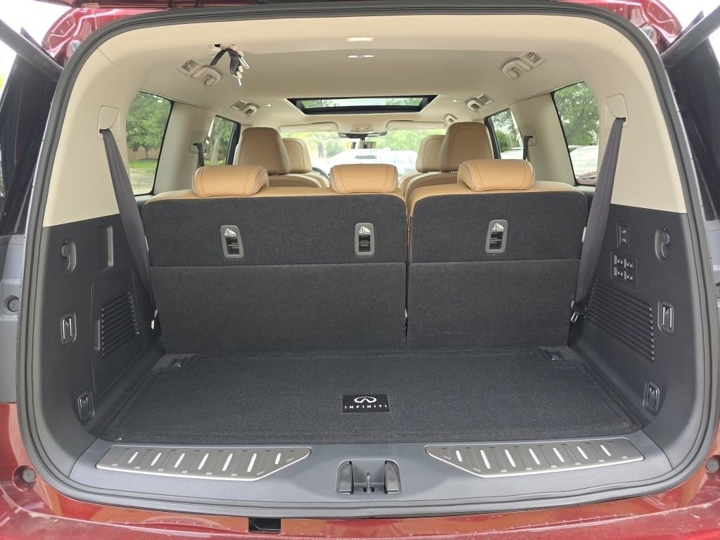 New 2025 INFINITI QX80 Luxe w/ Exterior Package image 21