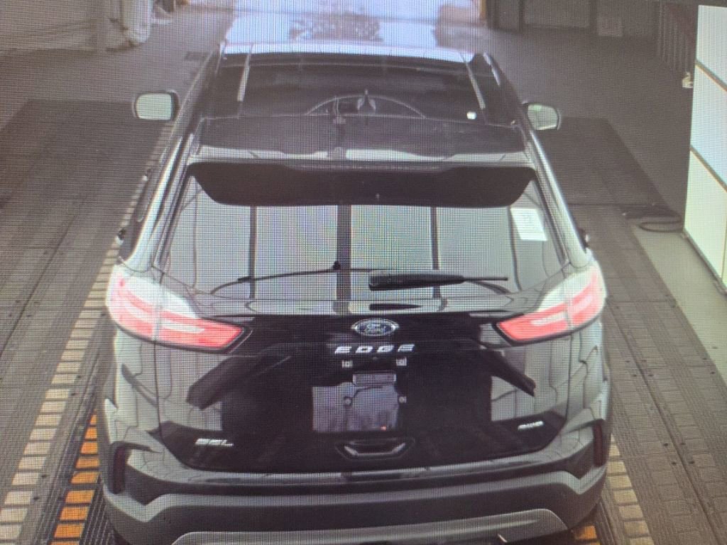 Used 2022 Ford Edge SEL w/ Convenience Package image 15