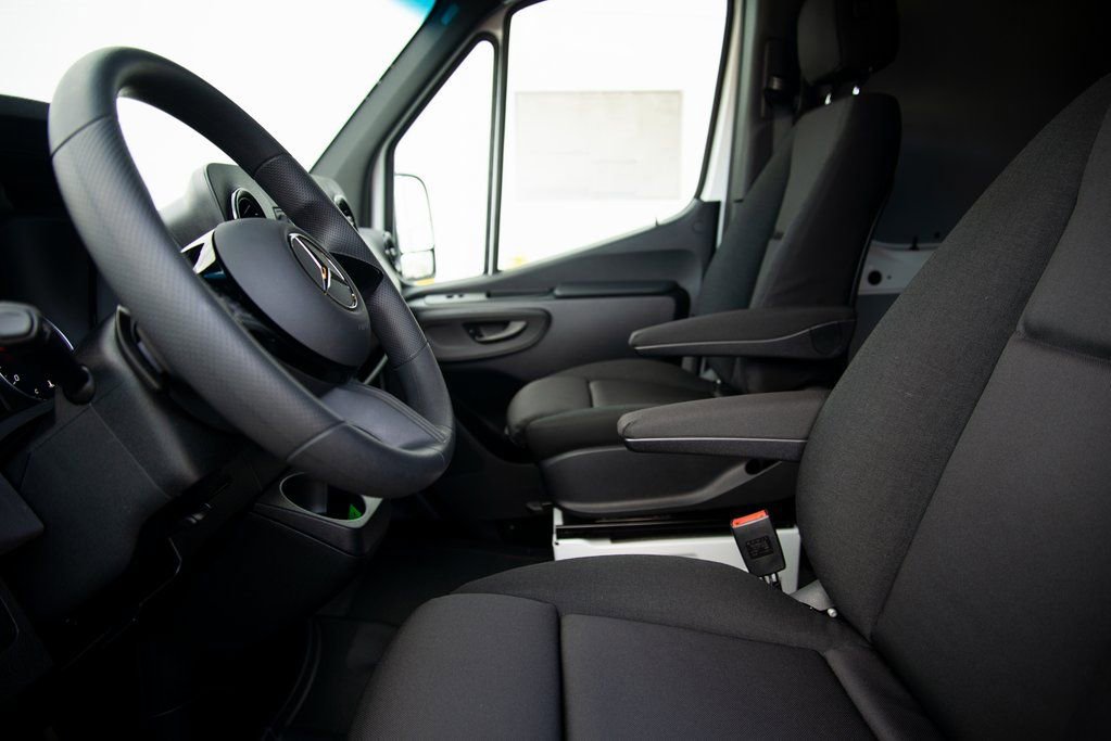 New 2026 Mercedes-Benz Sprinter 2500 image 13