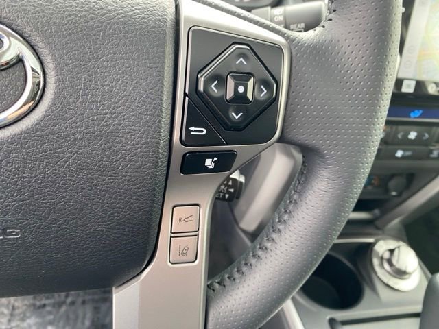 Used 2022 Toyota 4Runner Limited AWD/4WD image 24