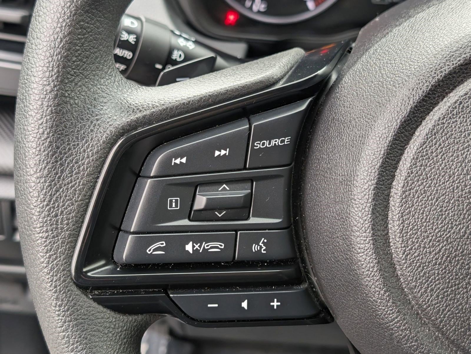 Used 2024 Subaru Crosstrek 2.0i Premium image 19