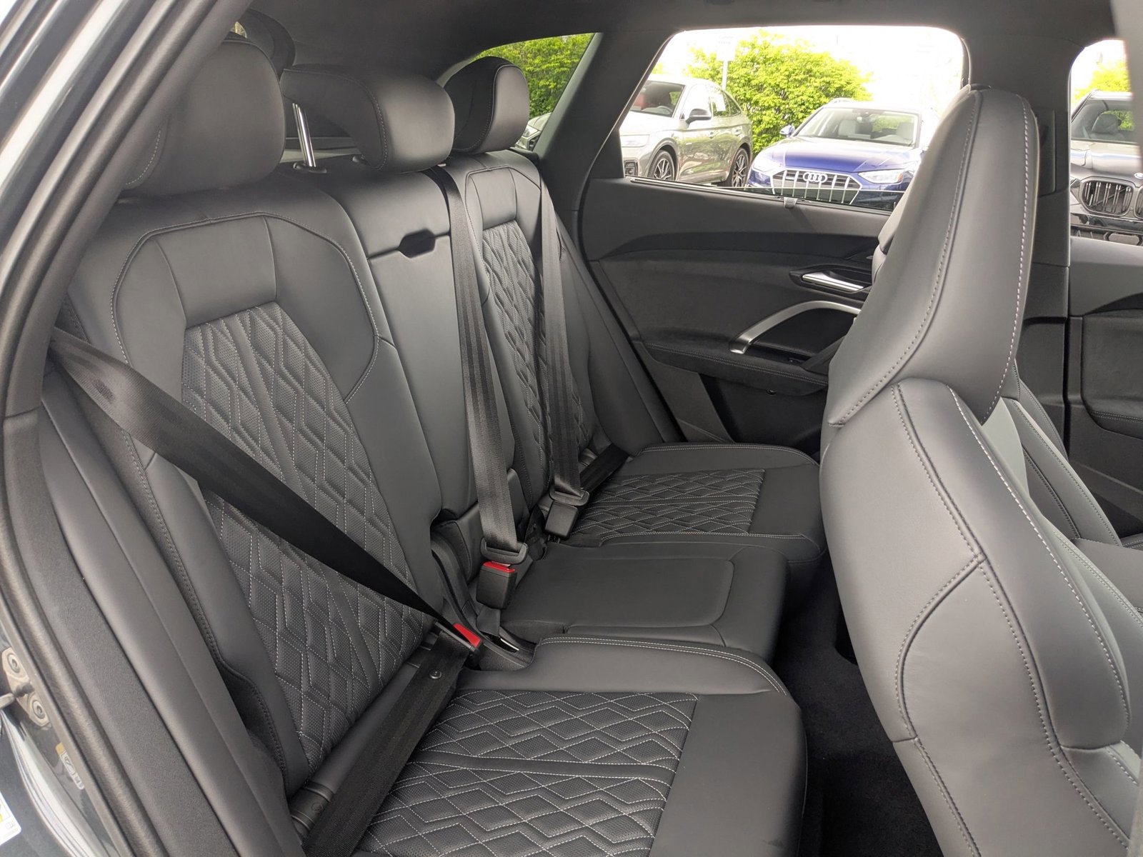 Used 2025 Audi SQ5 Prestige image 21