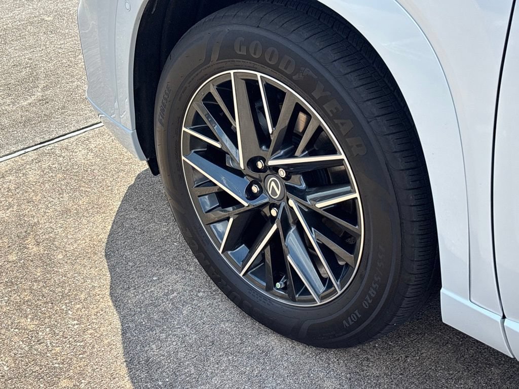 Used 2026 Lexus TX 350 AWD w/ Technology Package image 16