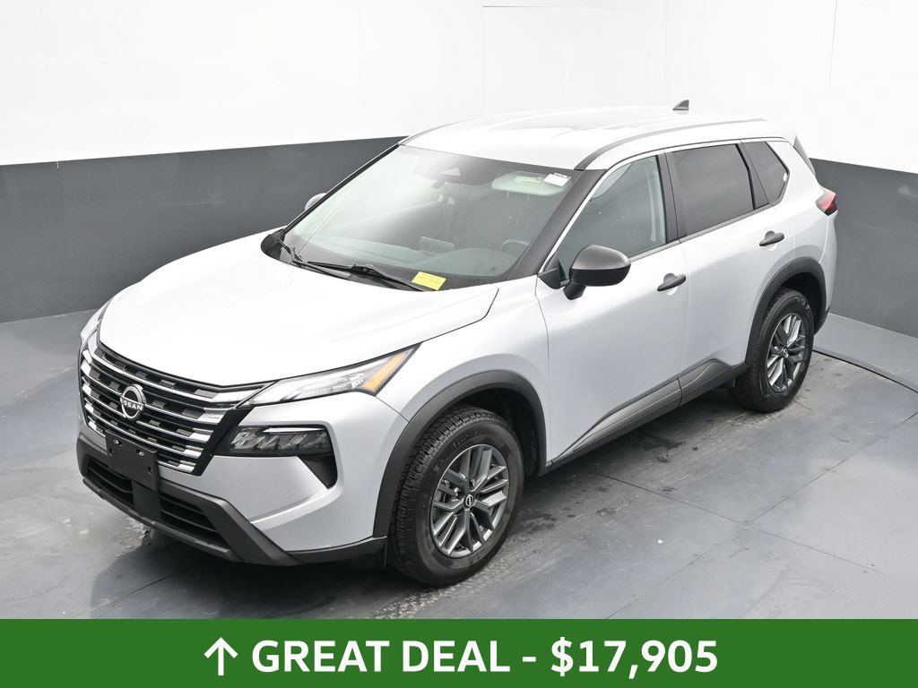 Used 2024 Nissan Rogue S FWD image 29