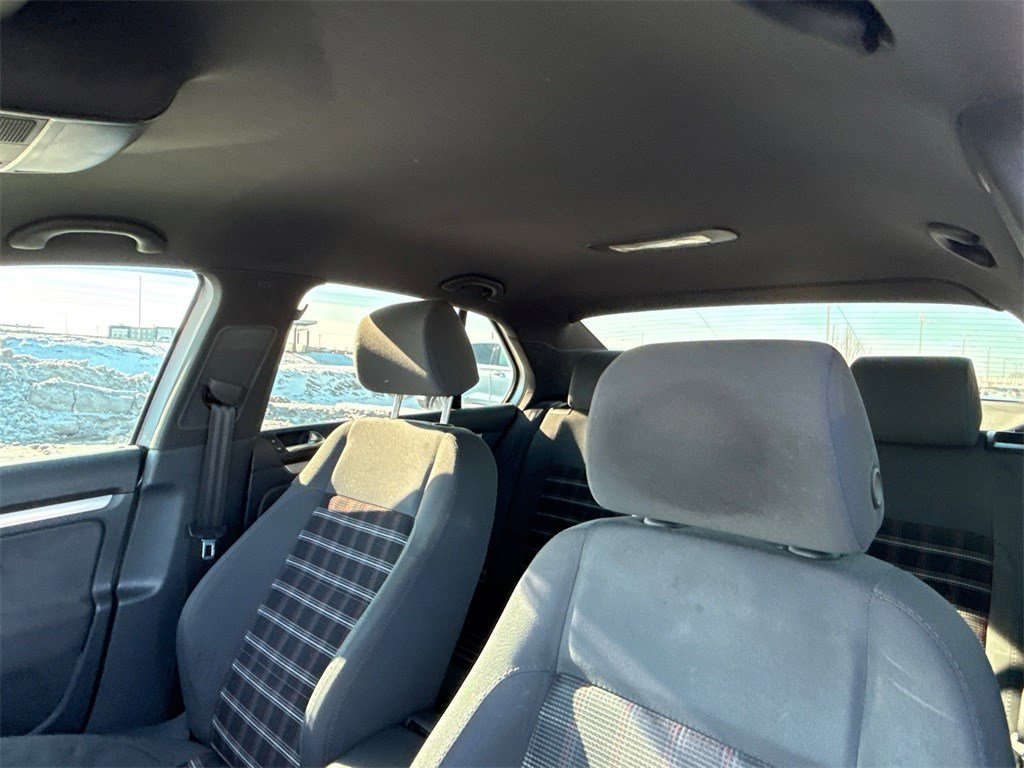 Used 2006 Volkswagen Jetta GLI image 17