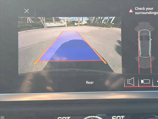 Used 2020 Audi Q3 2.0T Premium Plus w/ Premium Plus Package image 14