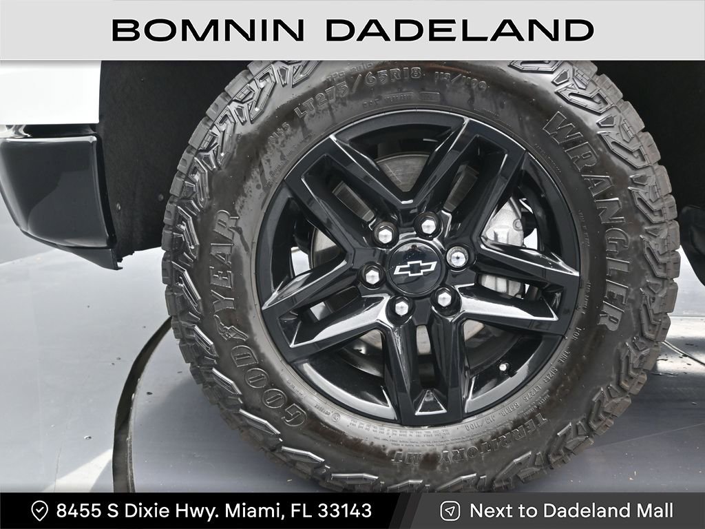 Used 2024 Chevrolet Silverado 1500 LT Trail Boss image 10