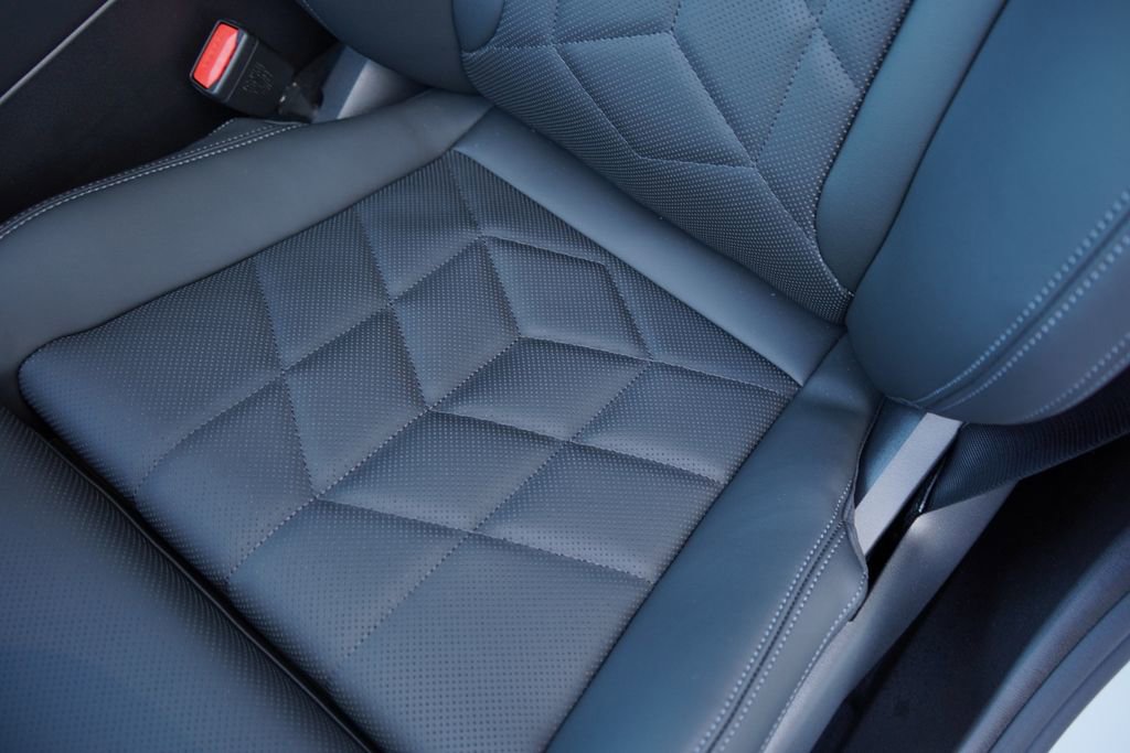 New 2026 BMW 540i xDrive w/ M Sport Package image 12