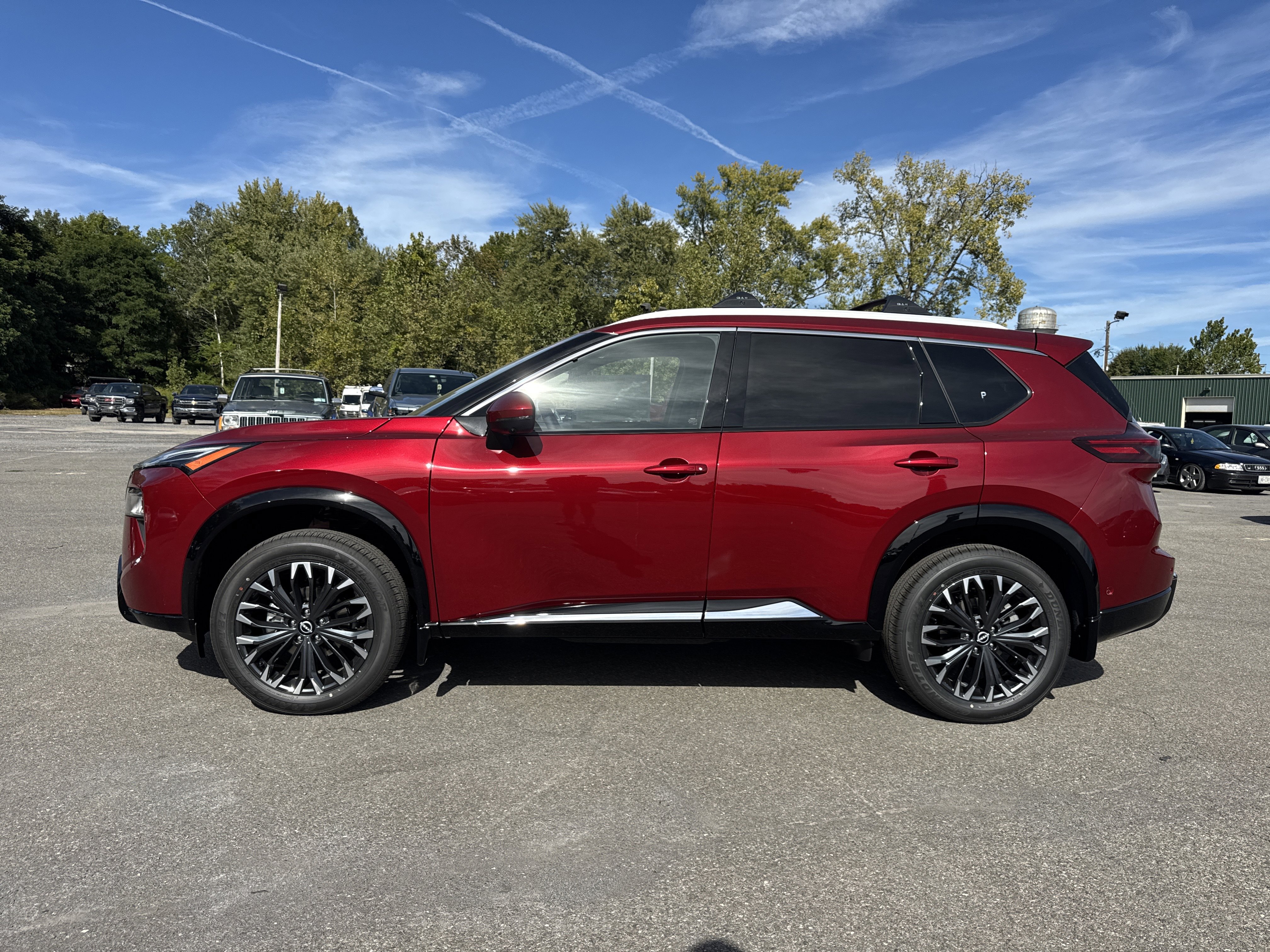 New 2026 Nissan Rogue Platinum image 8