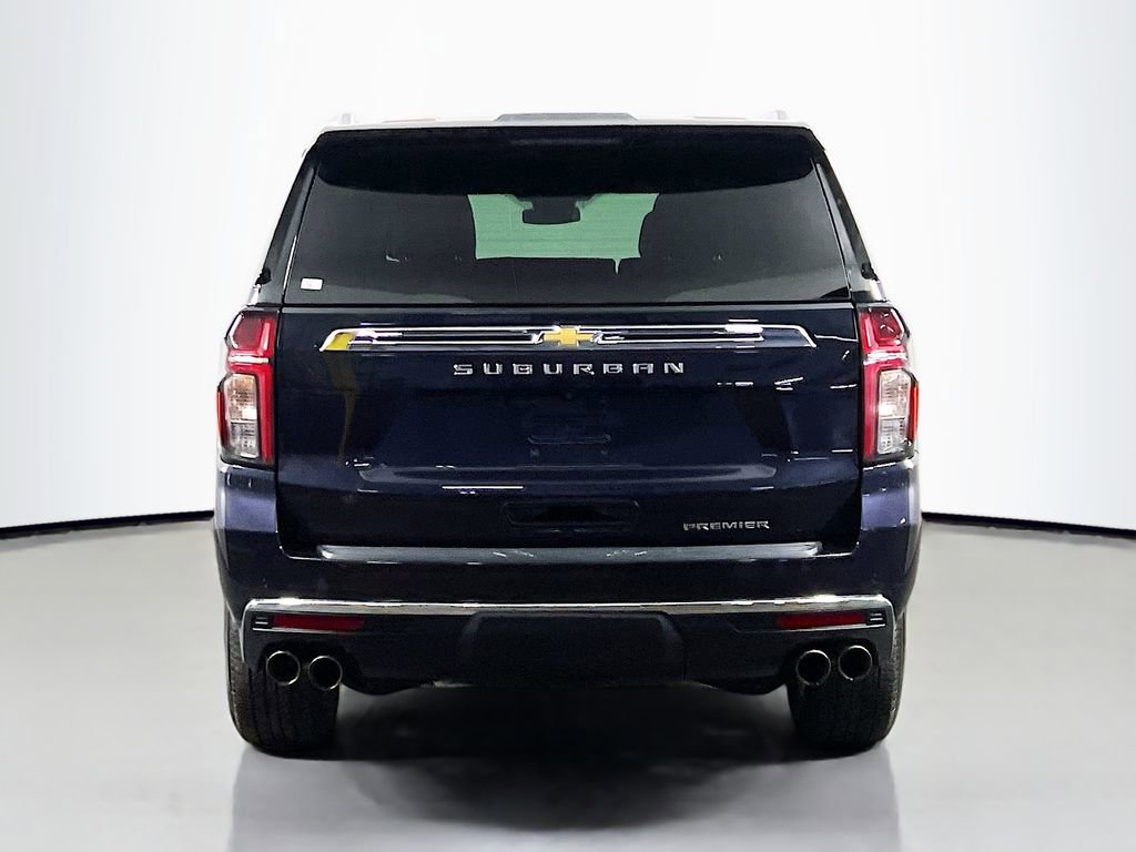 Used 2023 Chevrolet Suburban Premier image 6