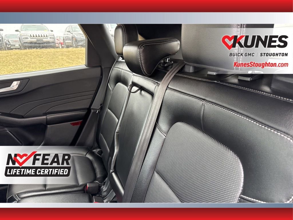 Used 2022 Ford Escape SEL image 40