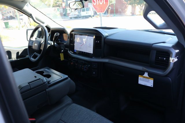 New 2025 Ford F150 XL w/ Equipment Group 103A High image 18