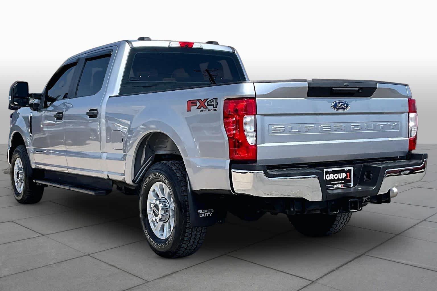 Certified 2022 Ford F250 XL w/ STX Appearance Package AWD/4WD image 12