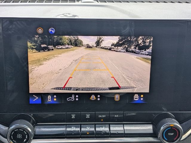 Used 2023 Chevrolet Colorado Trail Boss w/ Technology Package image 30