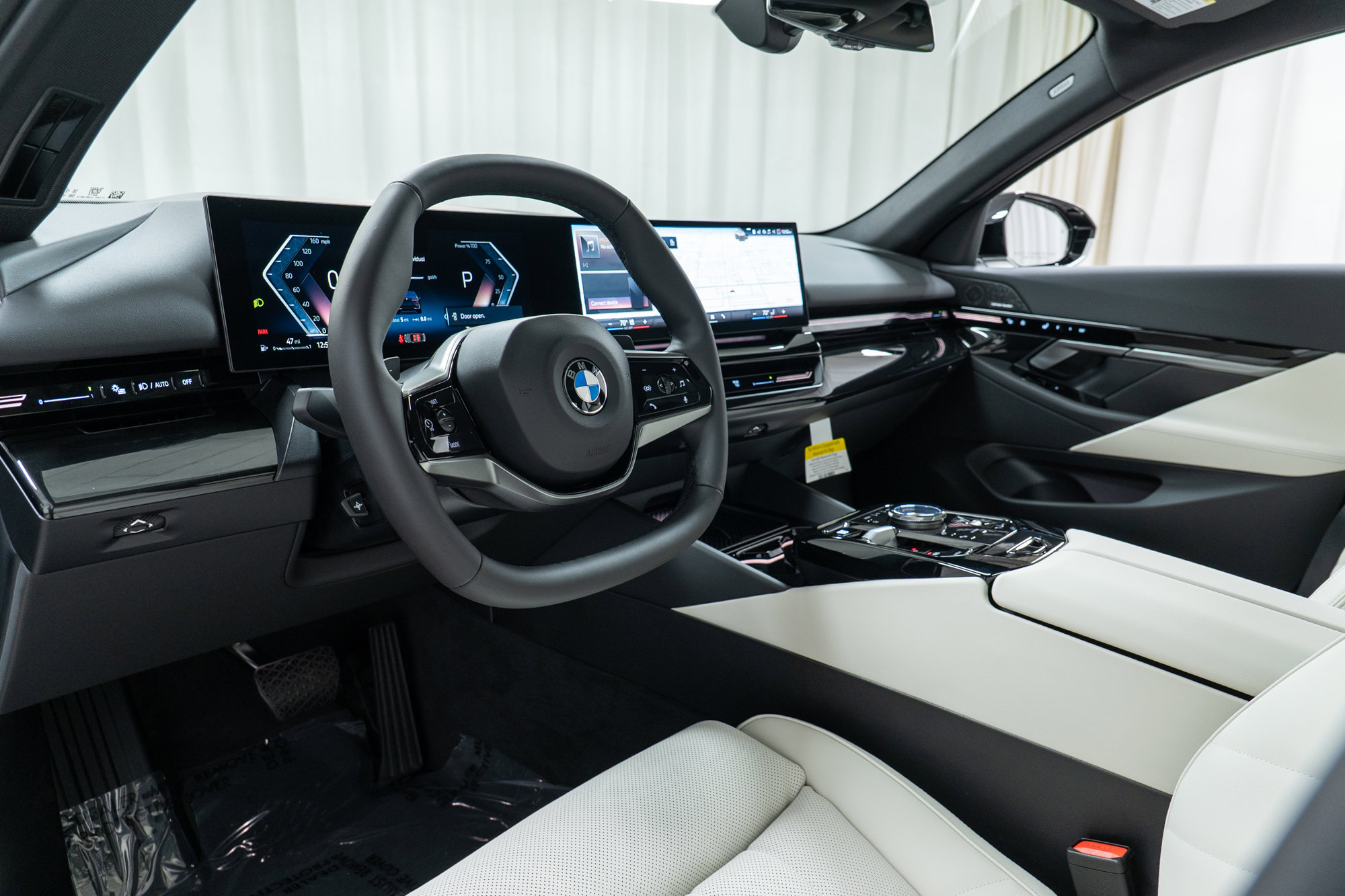 New 2026 BMW 530i xDrive w/ Premium Package image 12