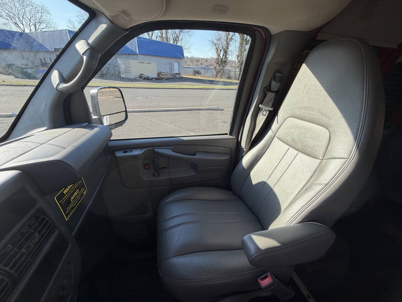Used 2015 GMC Savana 2500 LS w/ Cold Climate Package RWD image 21