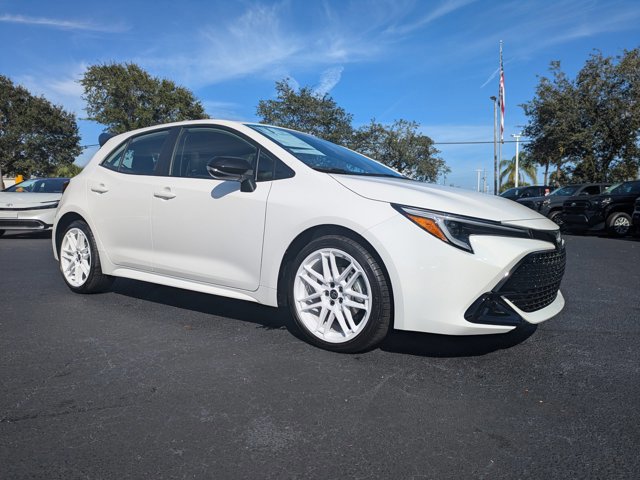 New 2026 Toyota Corolla SE image 2