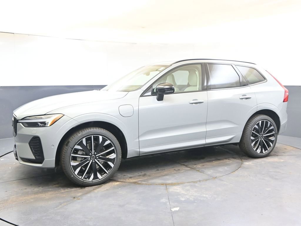 New 2026 Volvo XC60 T8 Ultra w/ Protection Package Premier image 2