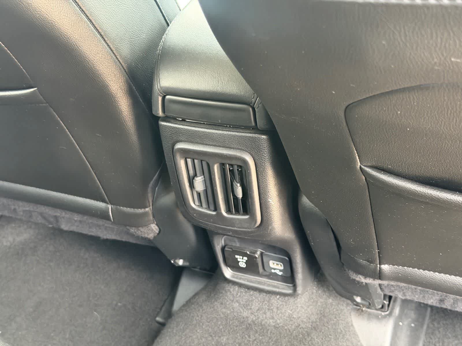 Used 2021 Jeep Compass Latitude w/ Sun and Sound Group FWD image 14