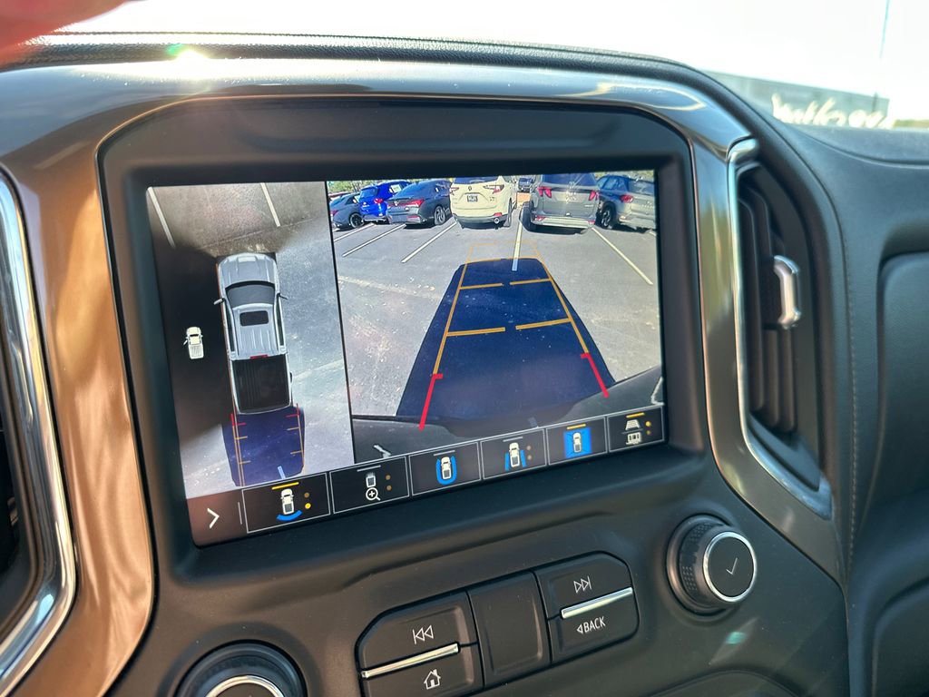 Used 2021 Chevrolet Silverado 1500 High Country w/ Technology Package image 29