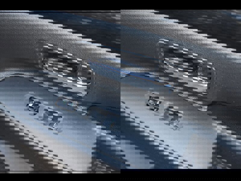 Used 2017 Mitsubishi Outlander SEL image 37