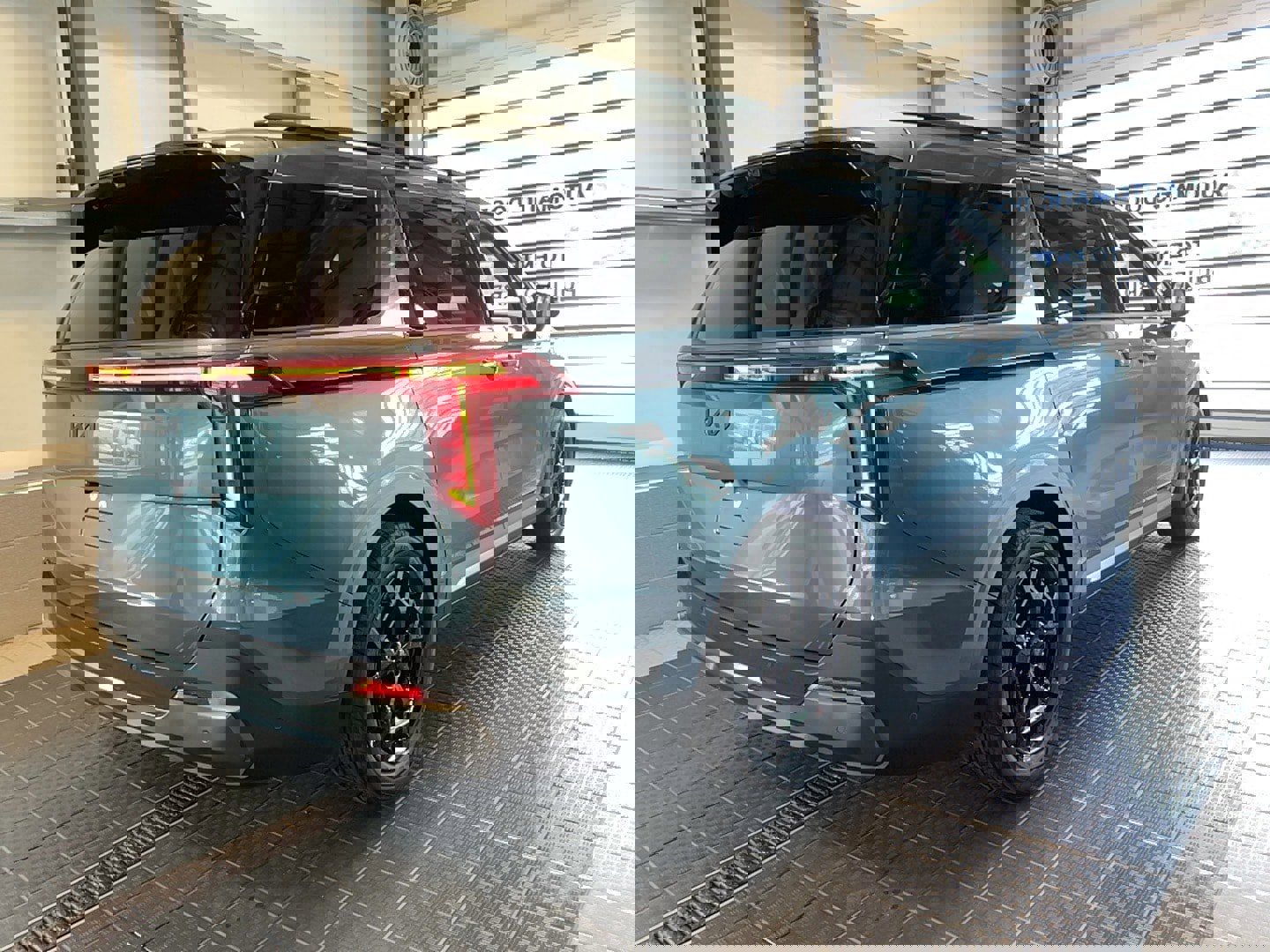 Used 2026 Kia Carnival SX Prestige image 26