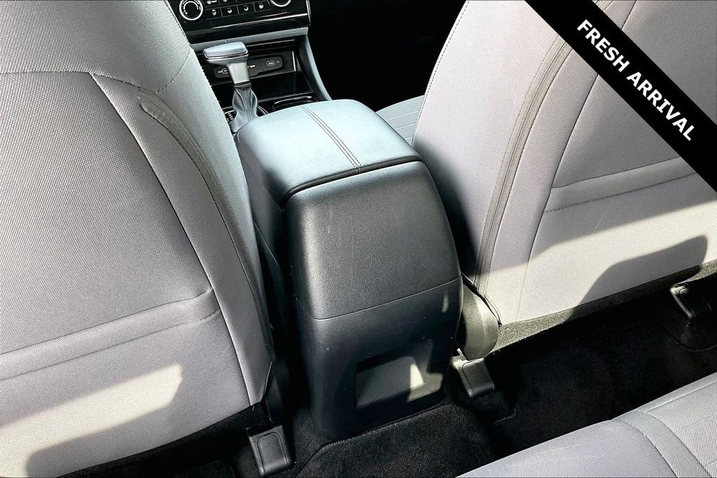 Used 2024 Hyundai Santa Cruz SE image 11