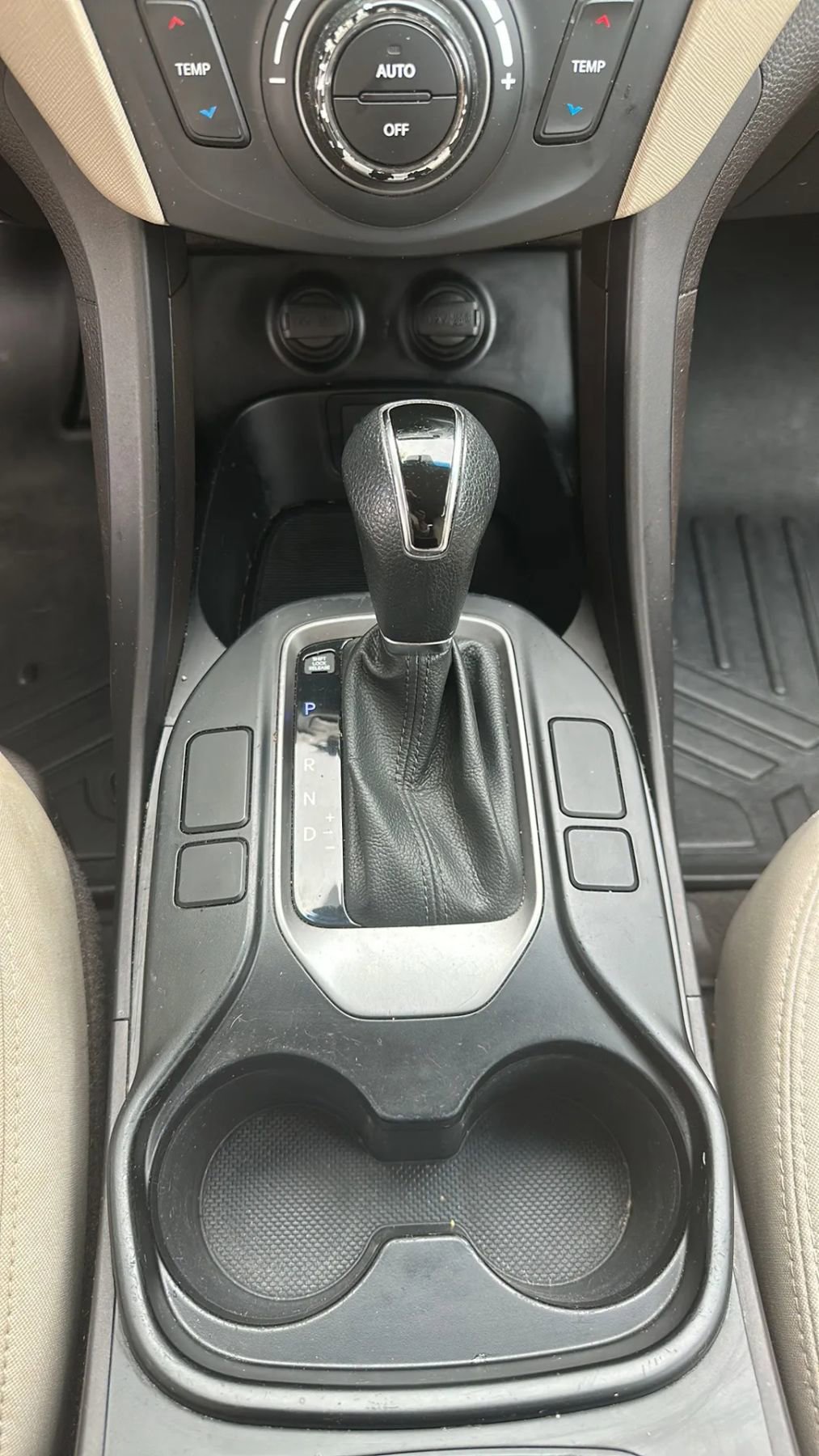 Used 2017 Hyundai Santa Fe Sport AWD/4WD image 36