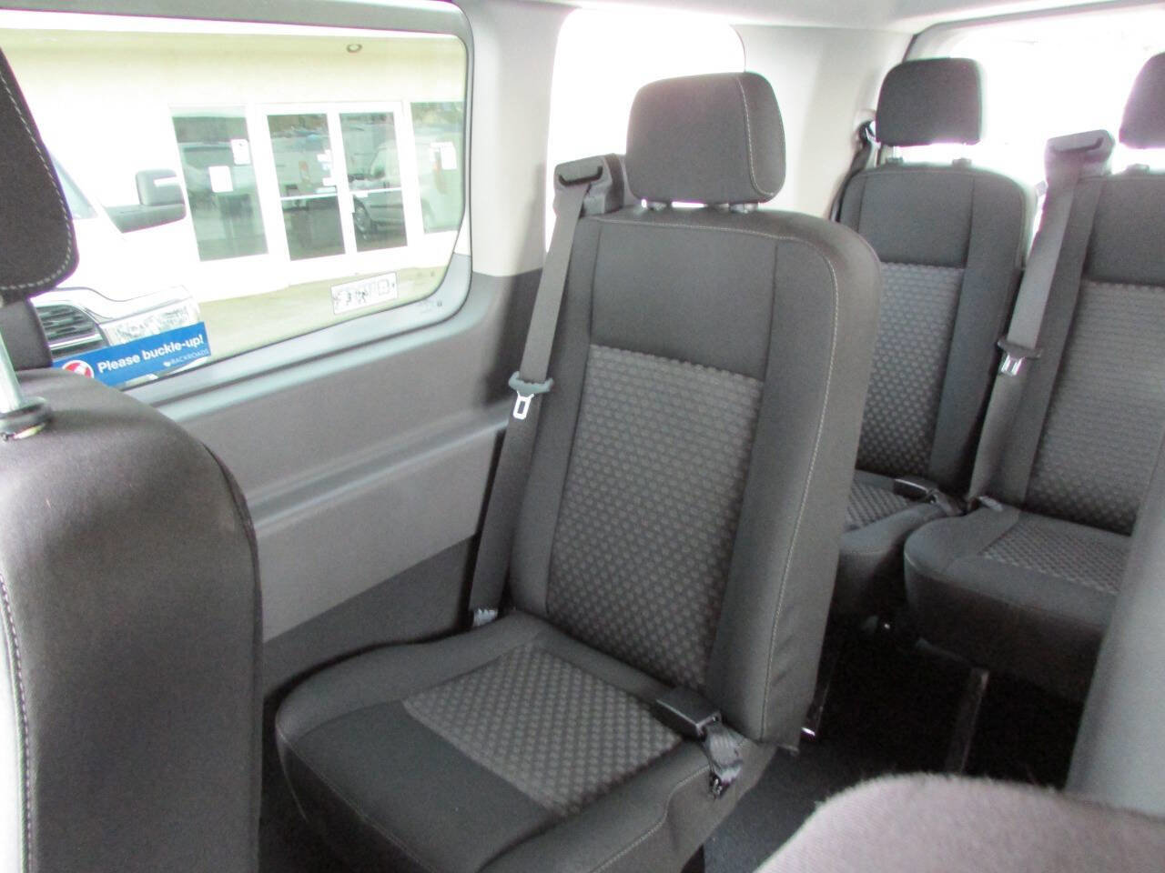 Used 2023 Ford Transit 350 XL image 31