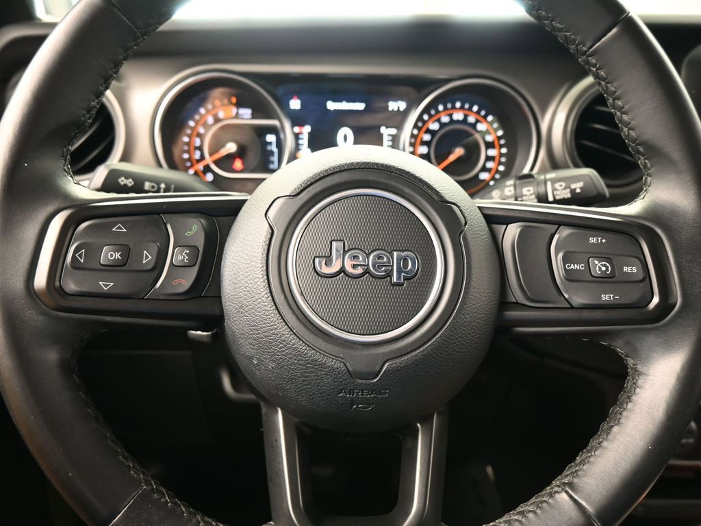 Used 2021 Jeep Wrangler Unlimited Sport image 24