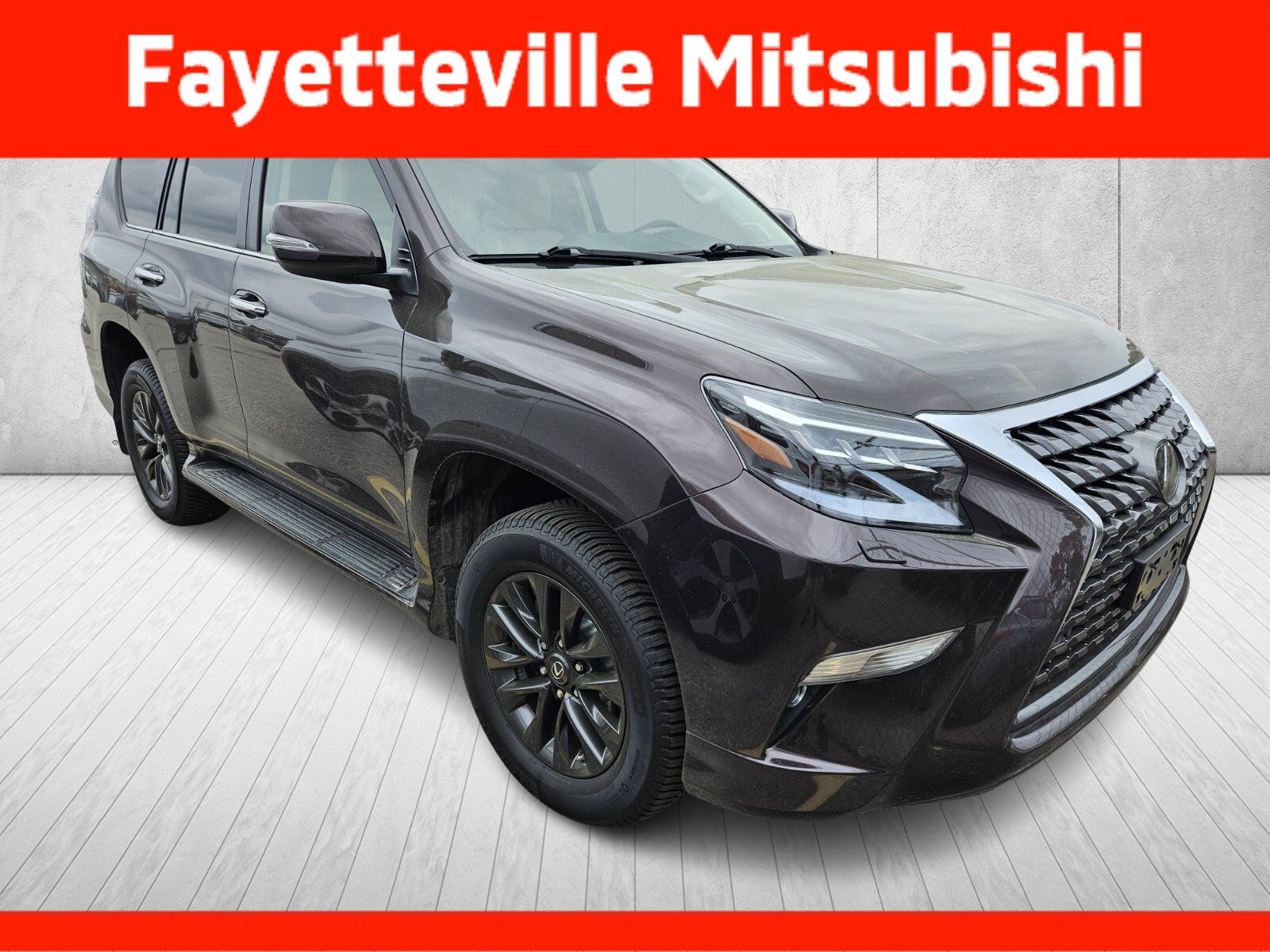Used 2020 Lexus GX 460 Premium w/ Premium Package image 2