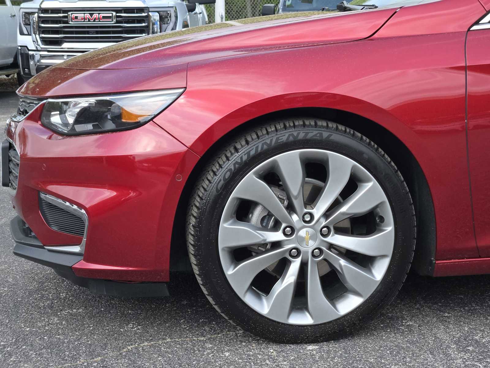Used 2018 Chevrolet Malibu Premier w/ Premier Sun and Wheel Package image 8