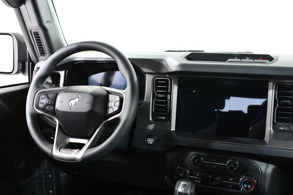 New 2026 Ford Bronco 4-Door AWD/4WD image 8