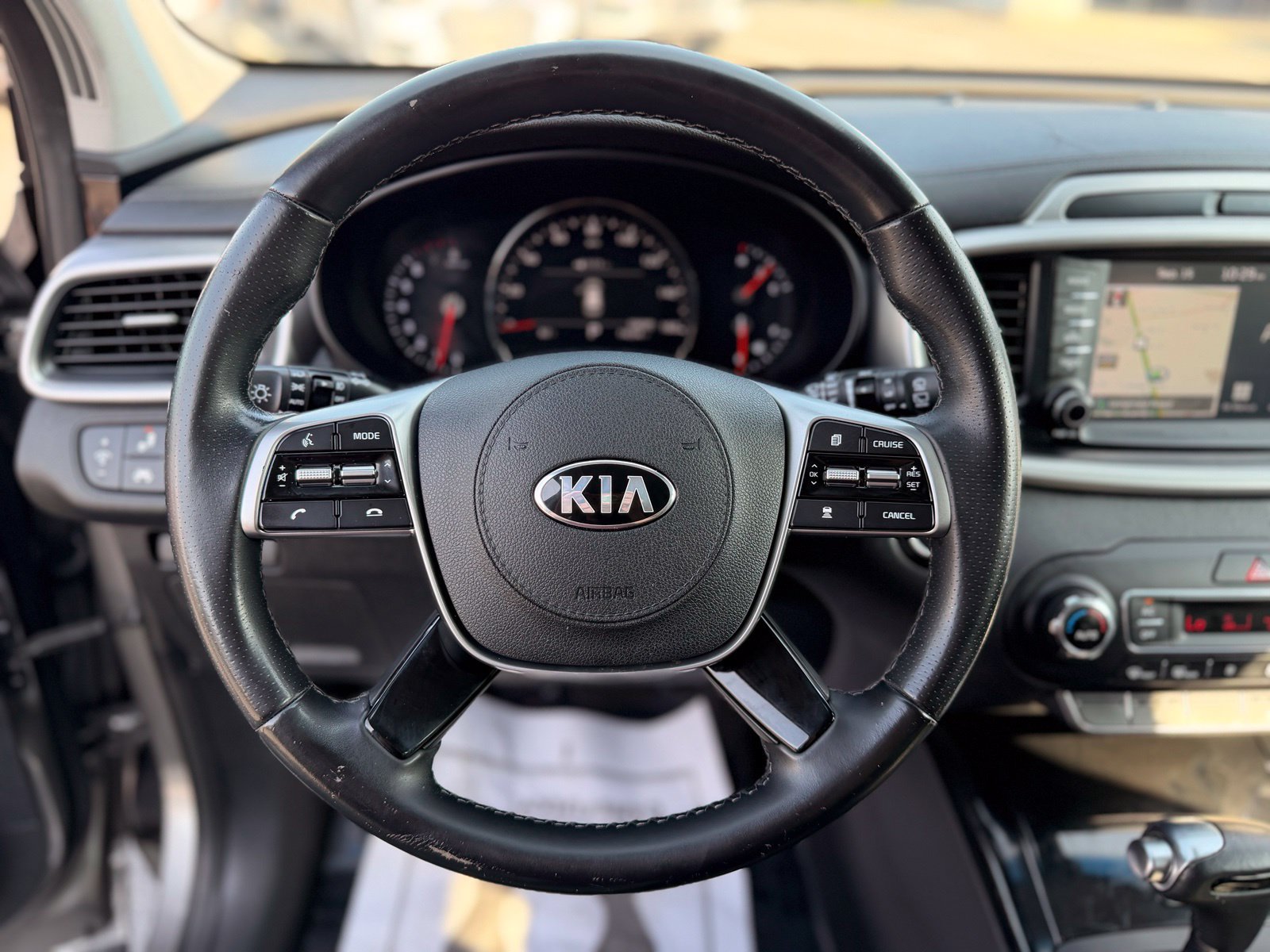 Used 2019 Kia Sorento SX FWD image 19