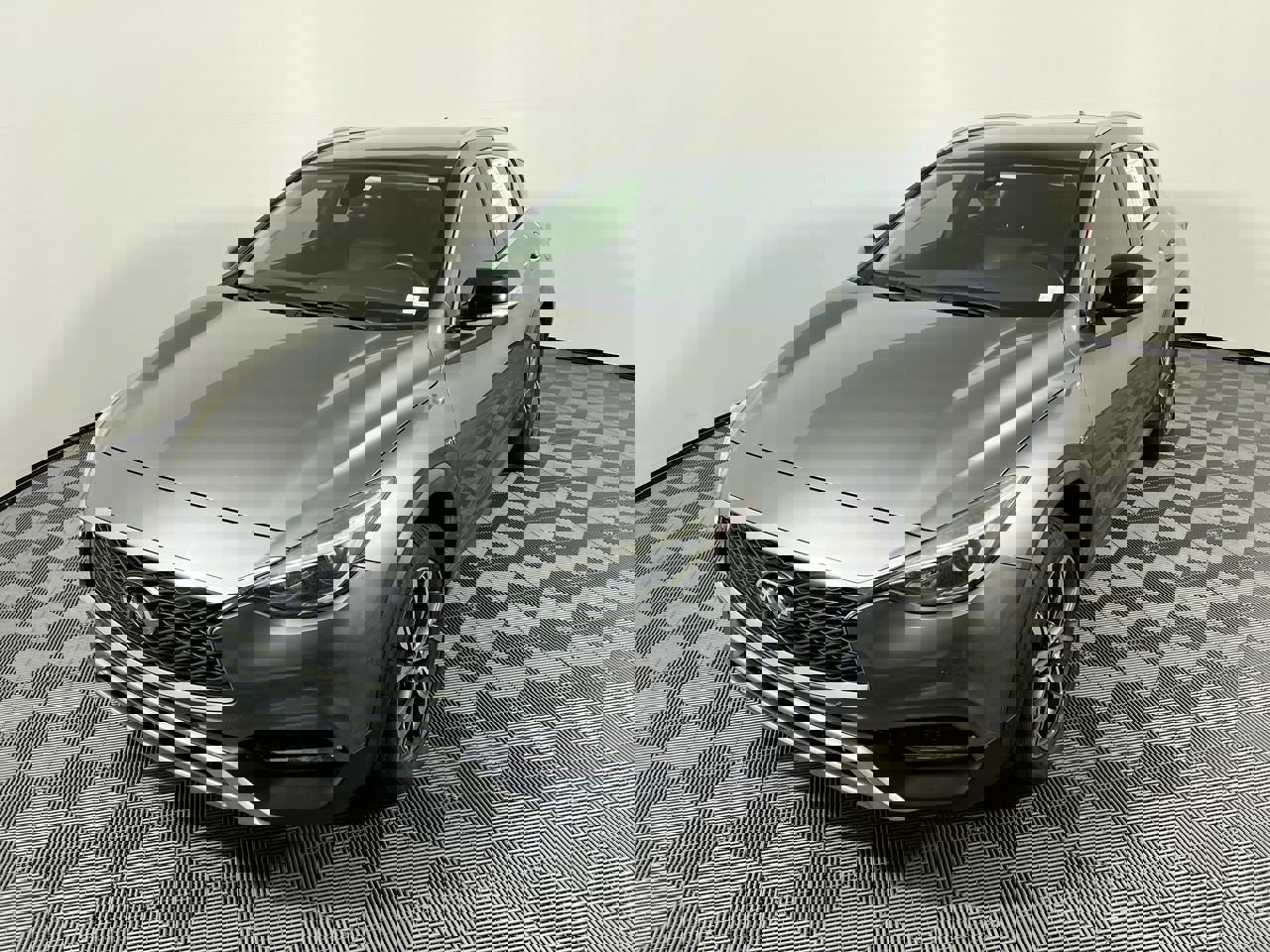 Used 2018 INFINITI QX30 Premium w/ Navigation Package image 7