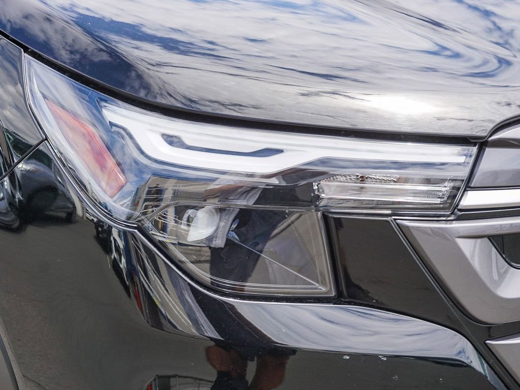 Certified 2025 Subaru Forester Premium AWD/4WD image 10