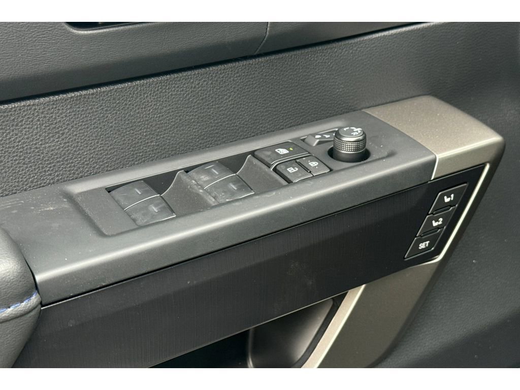 New 2026 Toyota Tundra Platinum AWD/4WD image 12