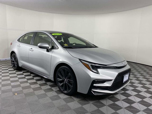 Used 2023 Toyota Corolla SE w/ SE Premium Package image 1