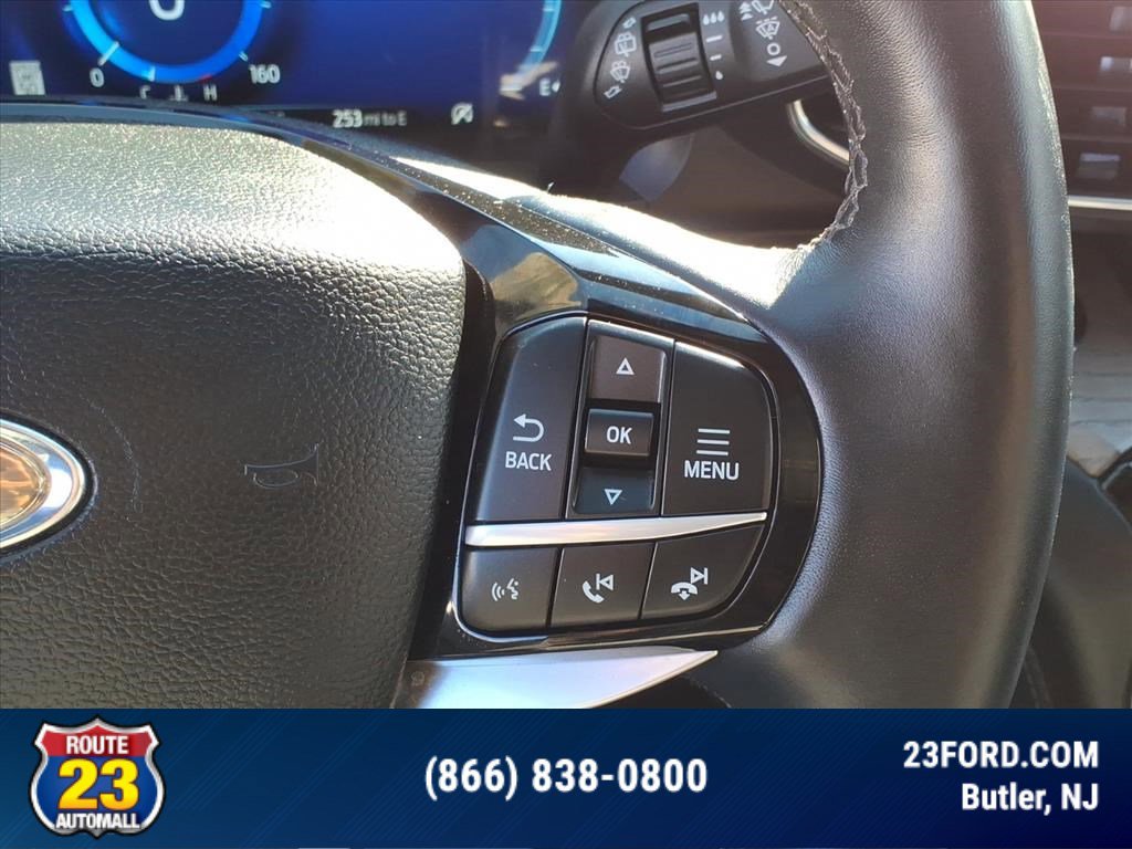 Certified 2022 Ford Explorer Platinum w/ Equipment Group 601A image 15