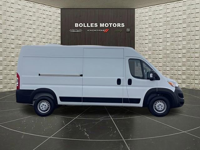 Used 2024 RAM ProMaster 2500 w/ Safety Group image 3