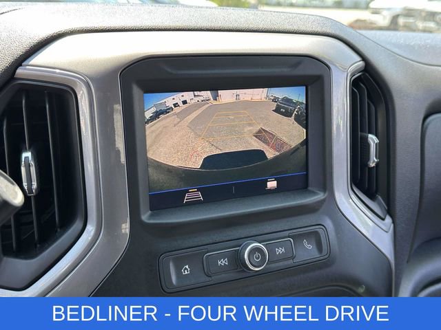 Used 2020 Chevrolet Silverado 1500 Custom w/ Custom Value Package AWD/4WD image 4