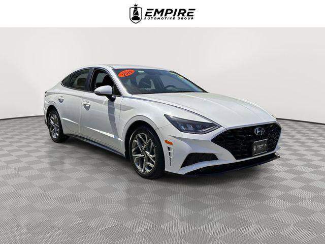 Certified 2022 Hyundai Sonata SEL FWD image 1