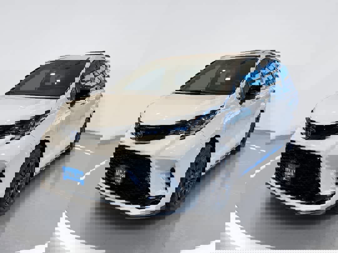 Used 2025 Toyota Sienna XSE w/ XSE Premium Package