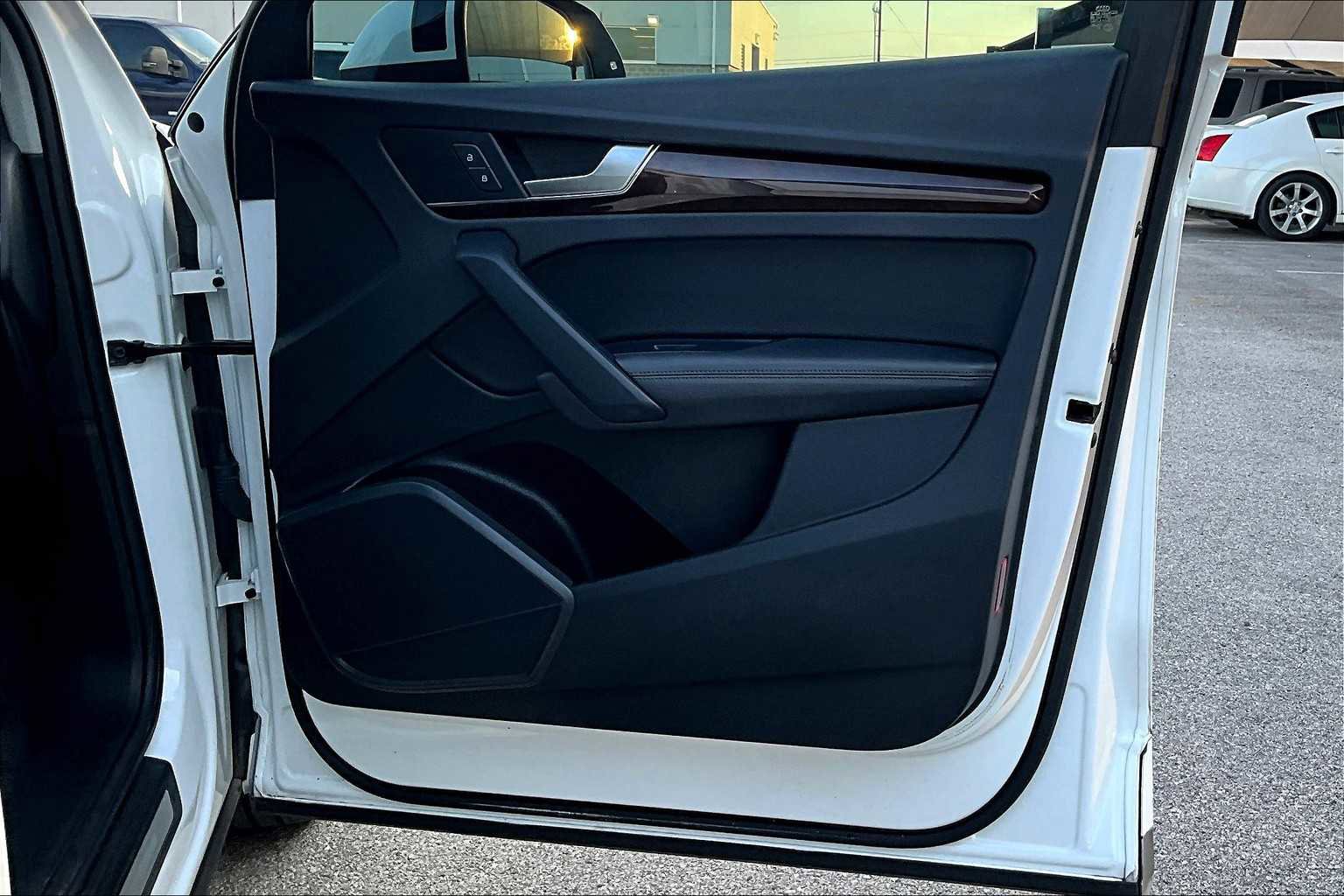 Used 2020 Audi Q5 2.0T Premium Plus w/ Premium Plus Package image 22