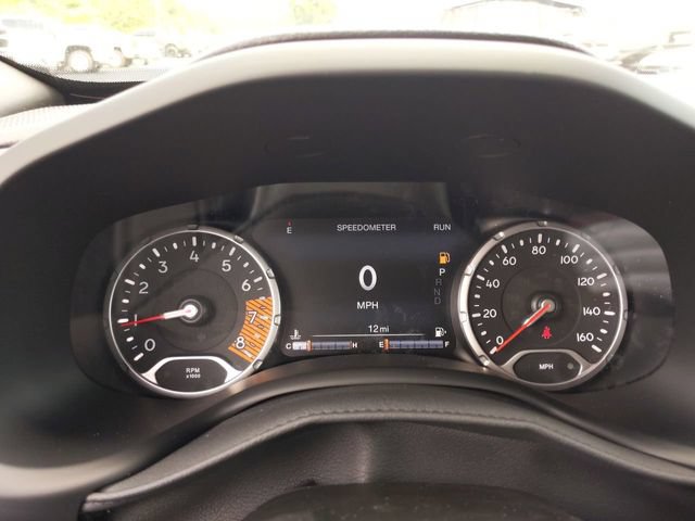Used 2023 Jeep Renegade Trailhawk w/ Trailer Tow Group AWD/4WD image 26
