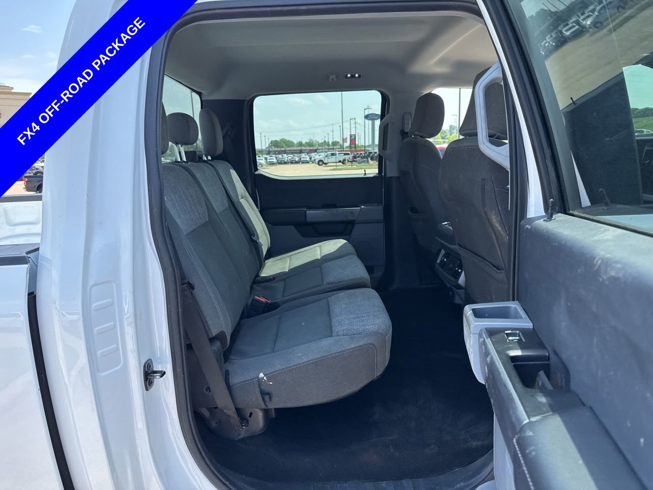Used 2025 Ford F250 XLT w/ FX4 Off-Road Package AWD/4WD image 11