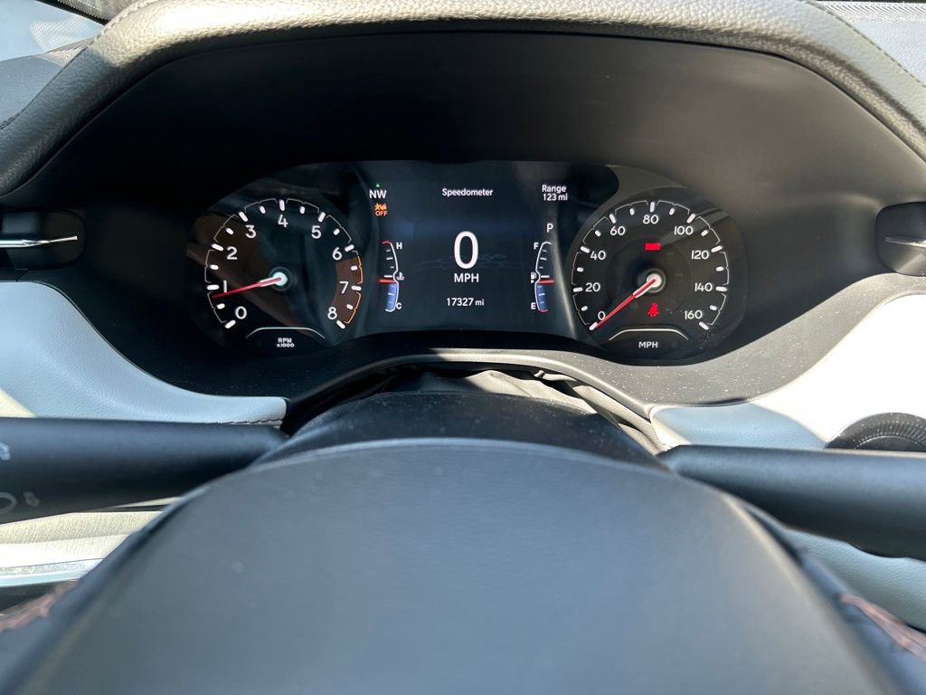 Used 2022 Jeep Compass Limited image 22