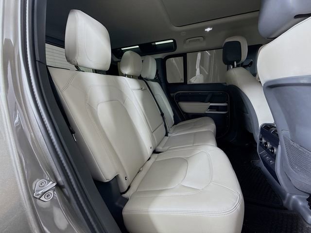 Certified 2024 Land Rover Defender 110 S image 29