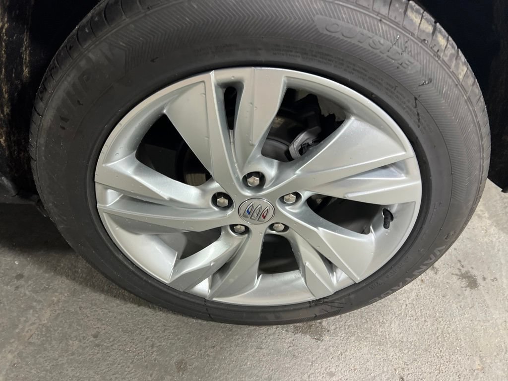 Used 2025 Buick Encore GX Preferred FWD image 32